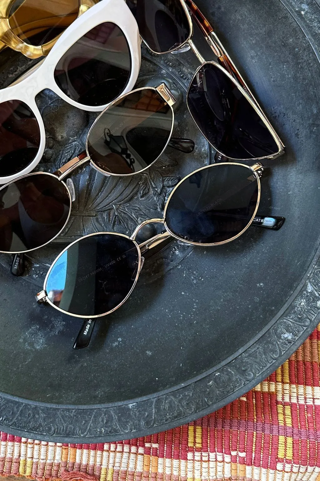 Billie Gold and Black Circle Sunglasses