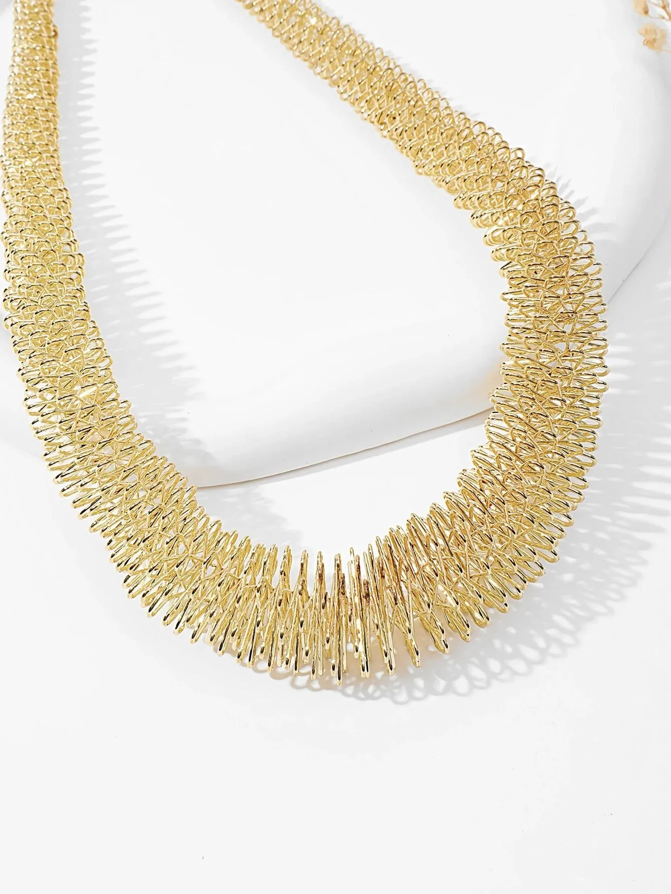 Eco-Friendly Gold Braided Mesh Choker Necklace - Hypoallergenic Stainless Steel