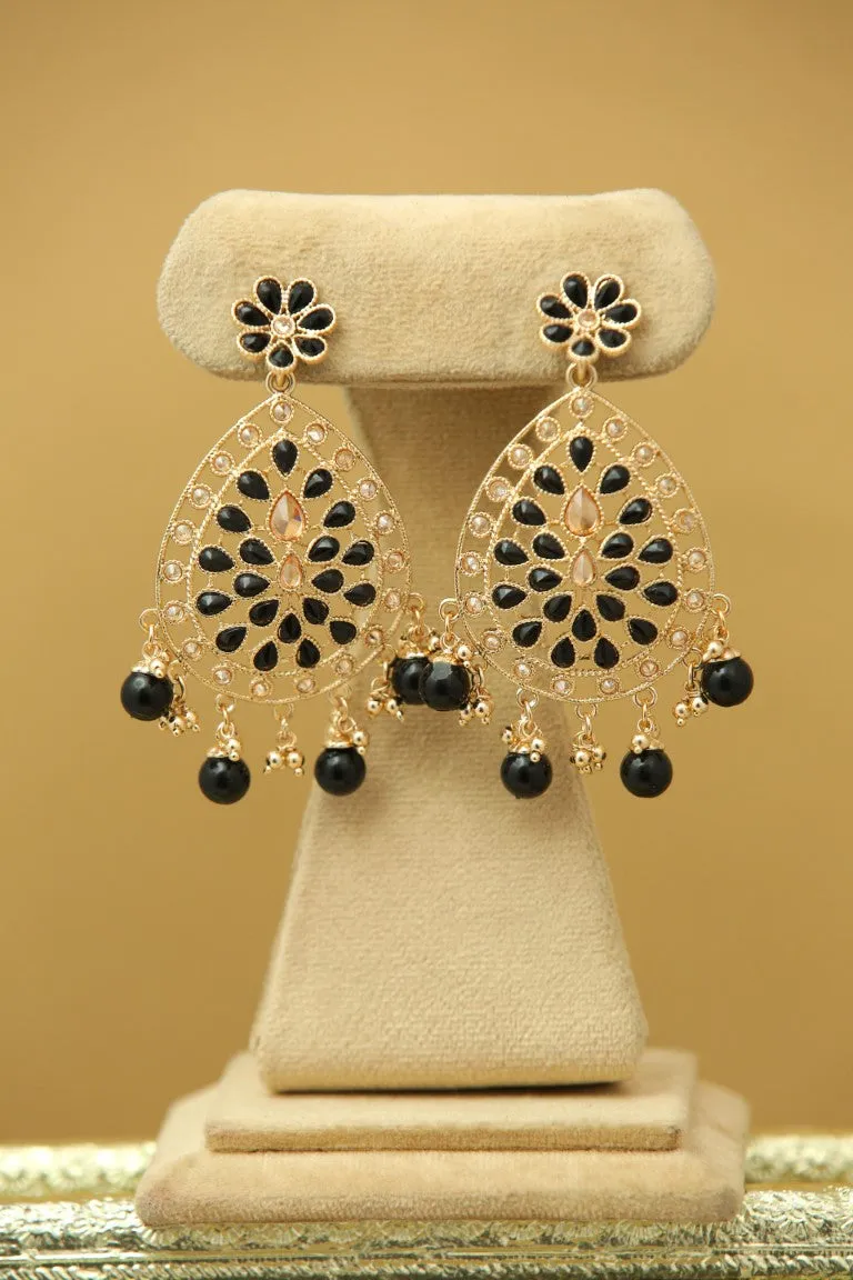 Heena Earrings