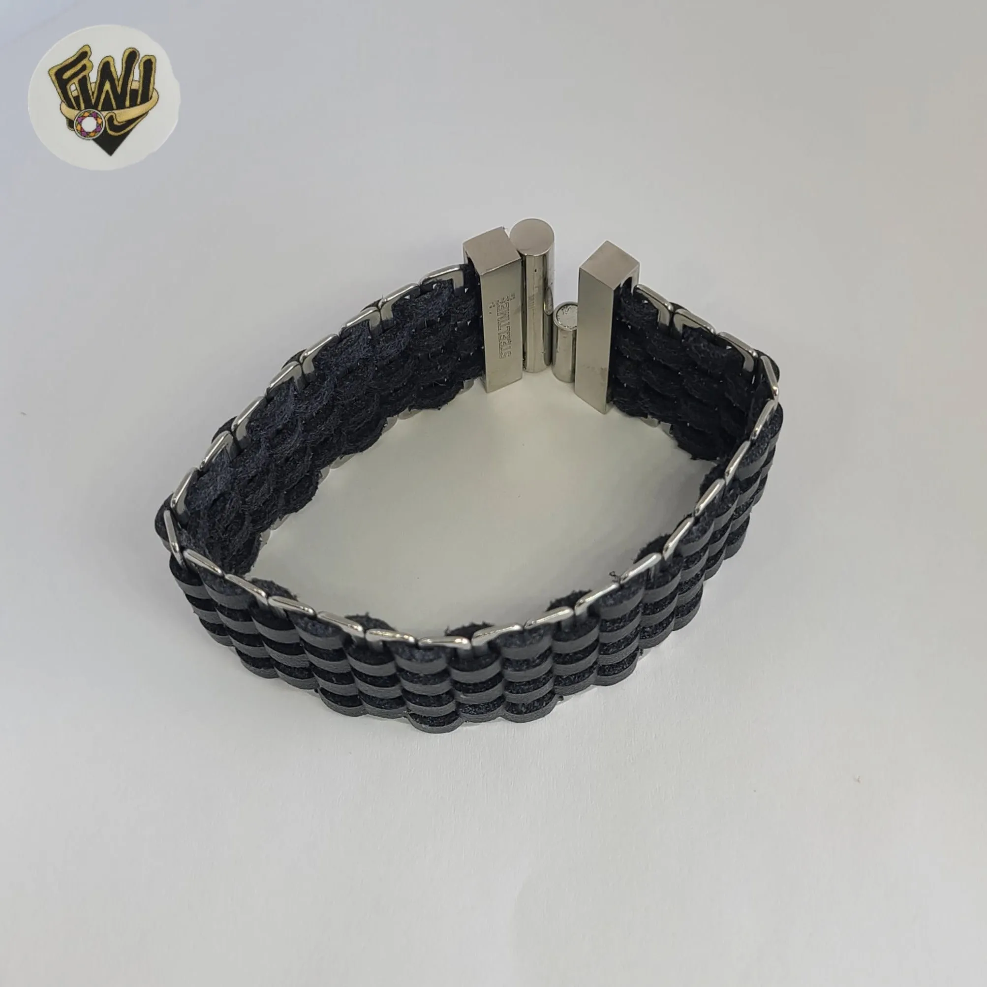 (MBRA-20-Z) Stainless Steel - Leather Bracelet.