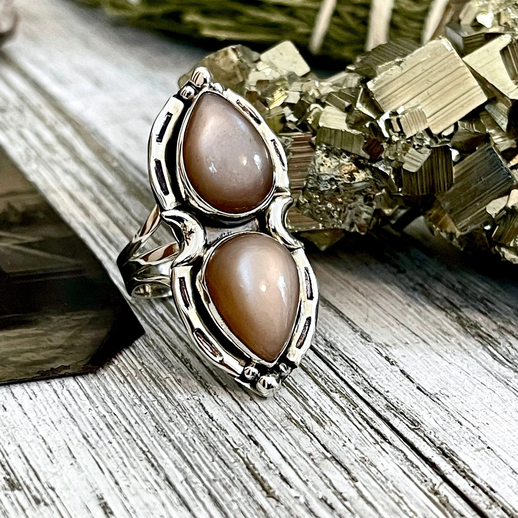 Mystic Moons Peach Moonstone Crystal Ring in Sterling Silver 925- Designed by FOXLARK Collection Size 5 6 7 8 9 10 11 or Adjustable