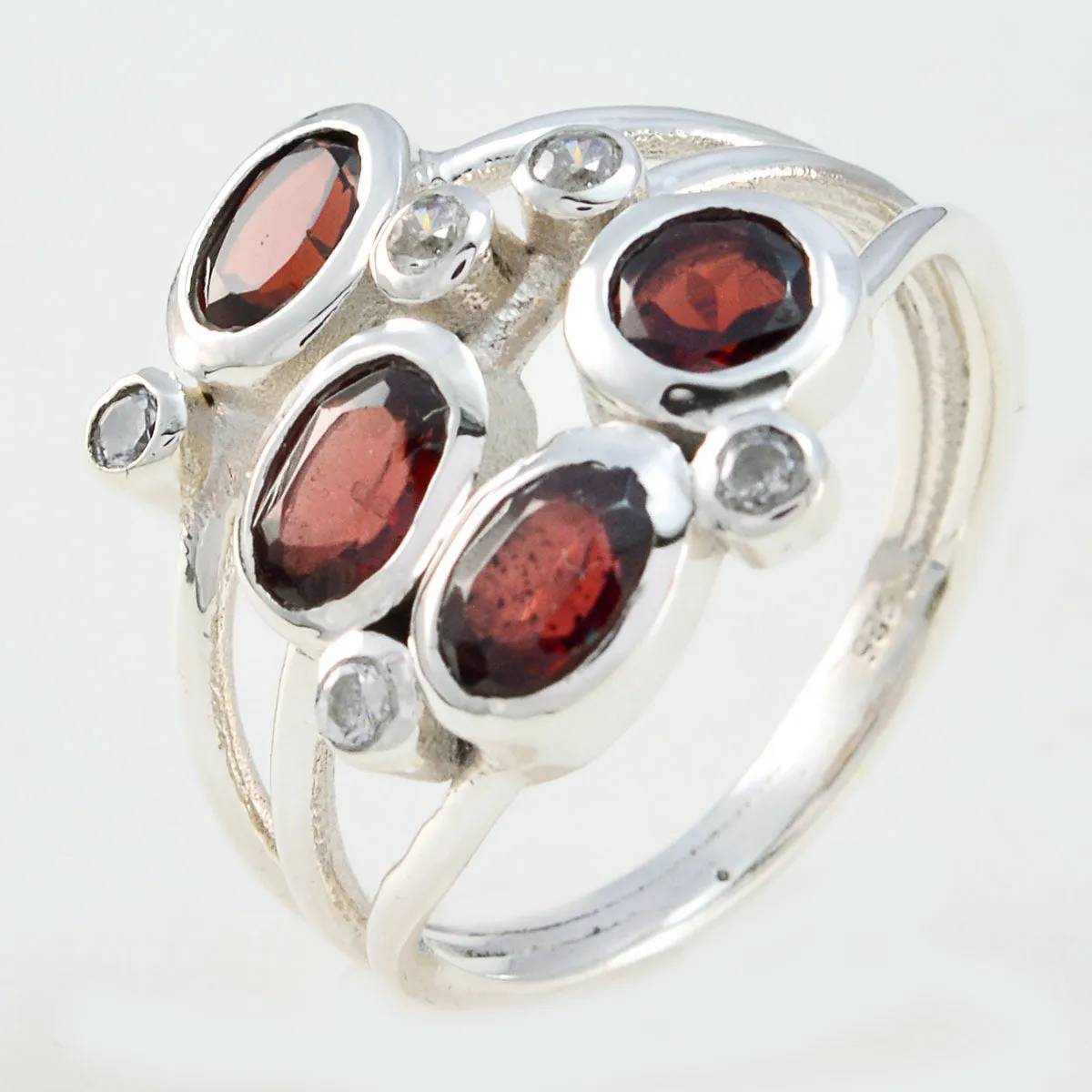 Riyo Bonnie Gem Garnet 925 Sterling Silver Rings Fantasy Jewelry Box