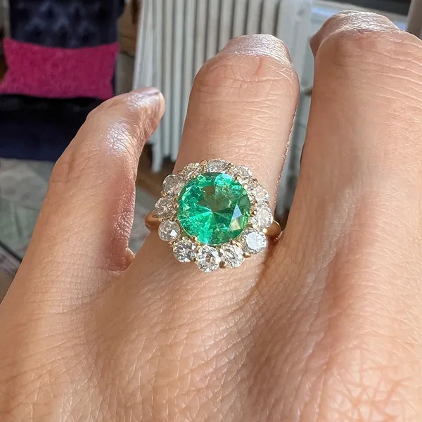 Round Emerald & Diamond Ring