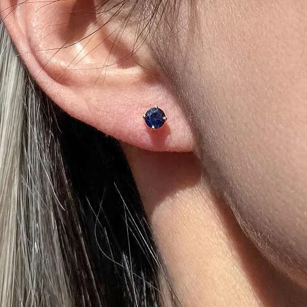 Round Sapphire 4.5mm Stud Earrings