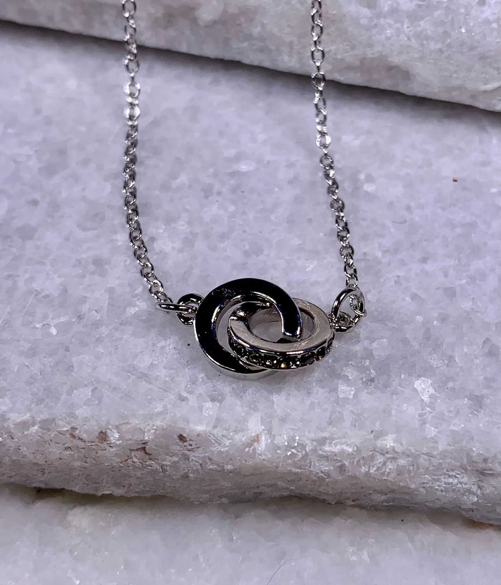 Silver Interlocking Rings Necklace