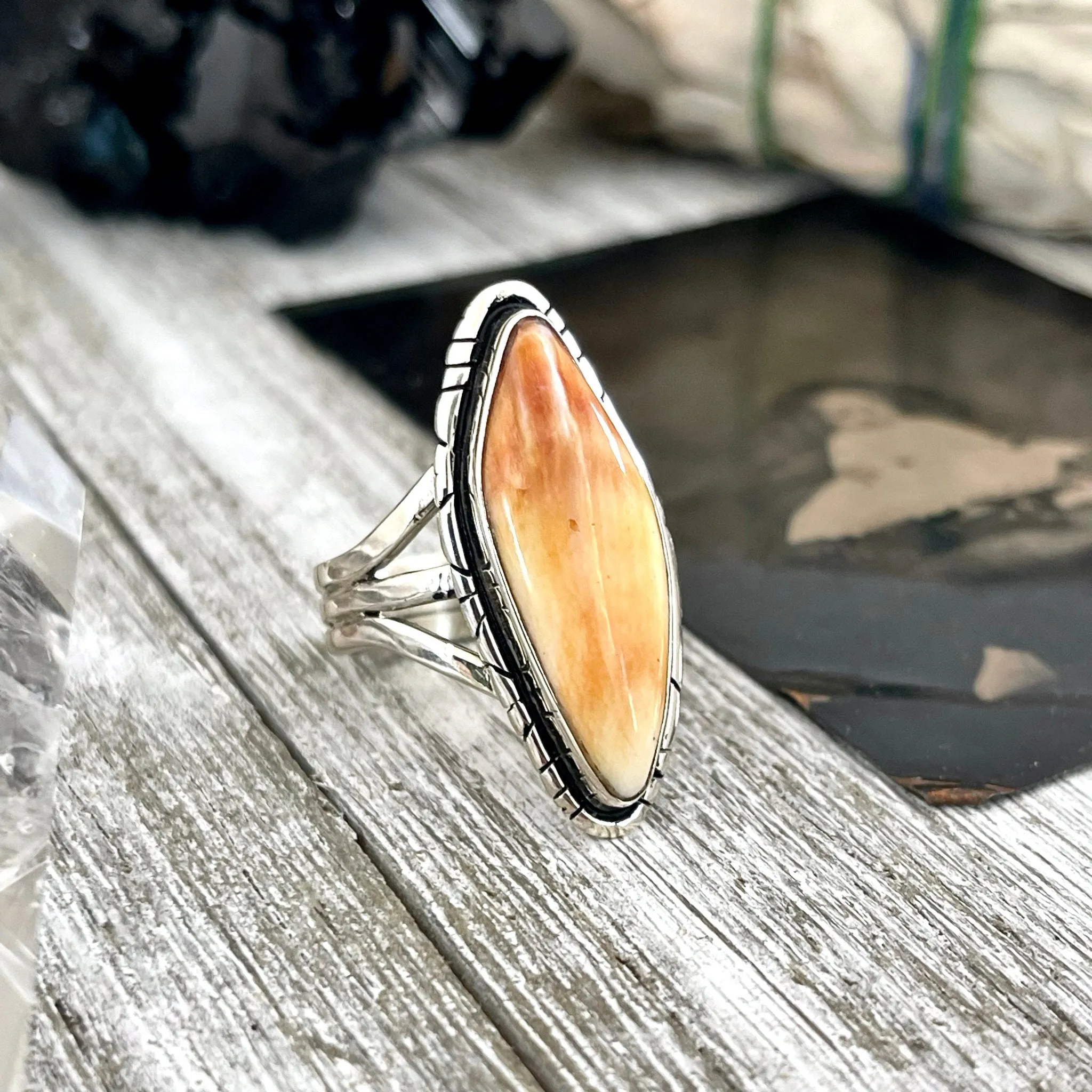 Size 9 Stunning Spiny Oyster Statement Ring Set in Sterling Silver / Curated by FOXLARK Collection