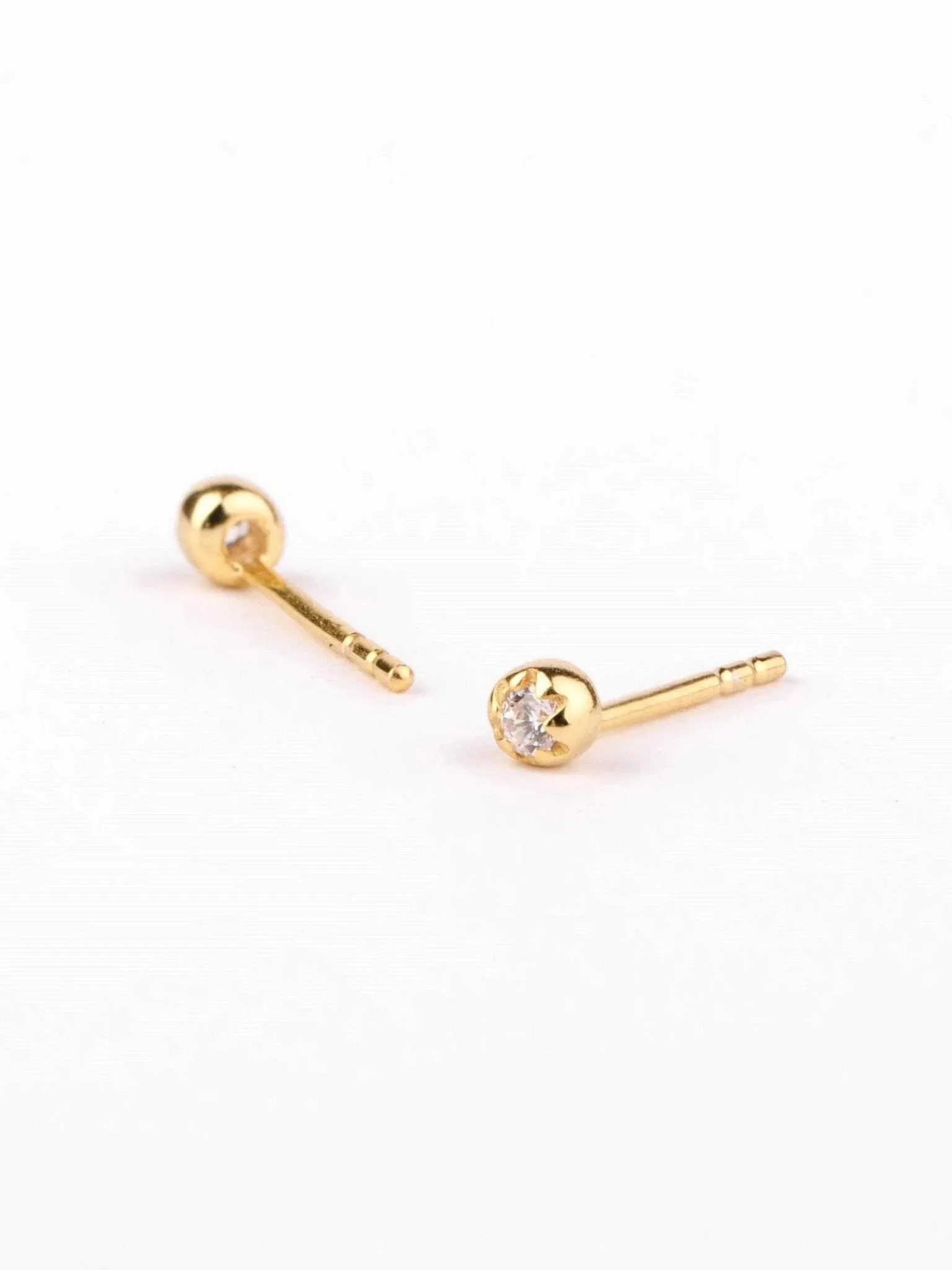 Sur Stud Earrings